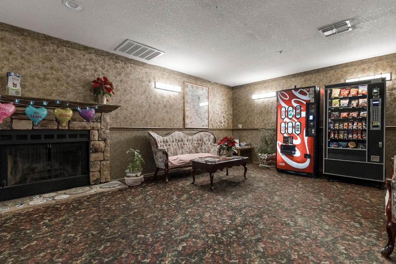 Country Inn Сонора Экстерьер фото