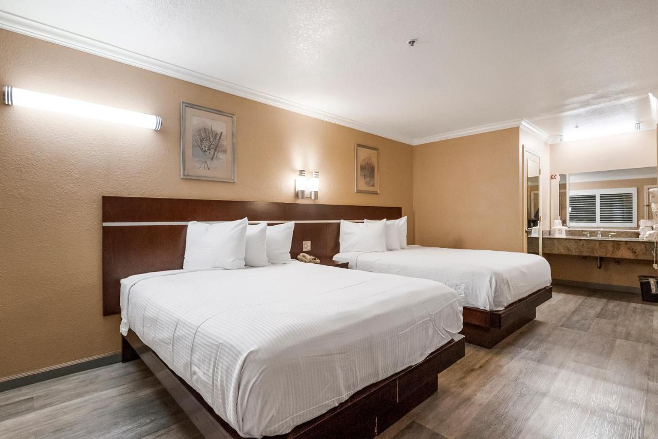 Country Inn Сонора Экстерьер фото