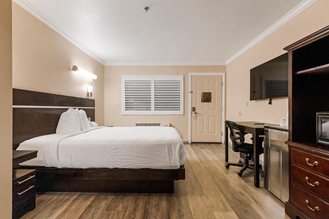 Country Inn Сонора Экстерьер фото